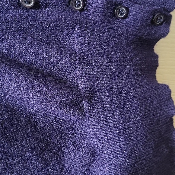 Shrug - Picture 6 of 7